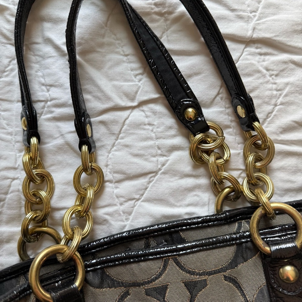 Coach Vintage Black and Grey Signature C Gold Chain and Snap Tote Shoulder Bag - Picture 3 of 15